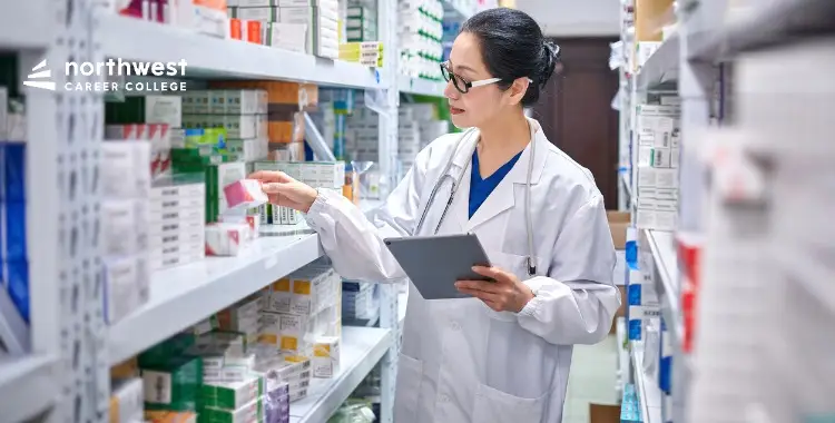 Technology in the Pharmacy: How It Impacts Pharmacy Technicians